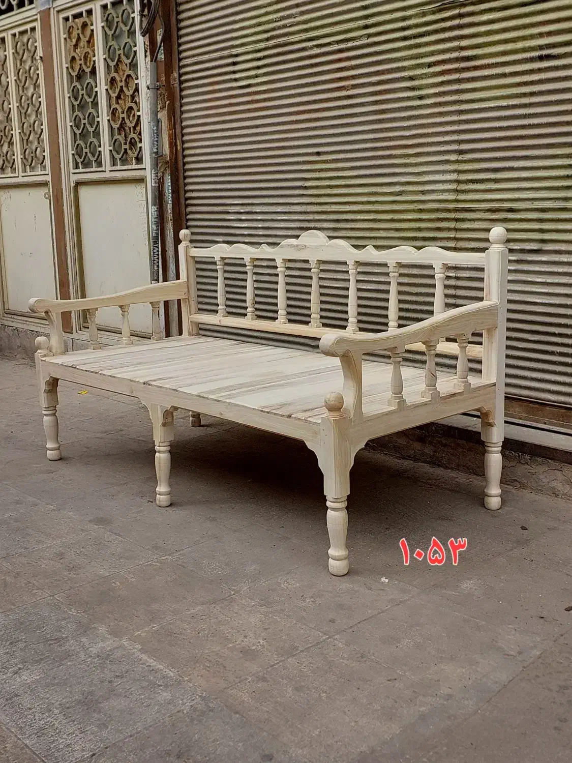 مبل های سنتی چوبی|مبلمان خانگی و میز عسلی|قم, رضویه|دیوار