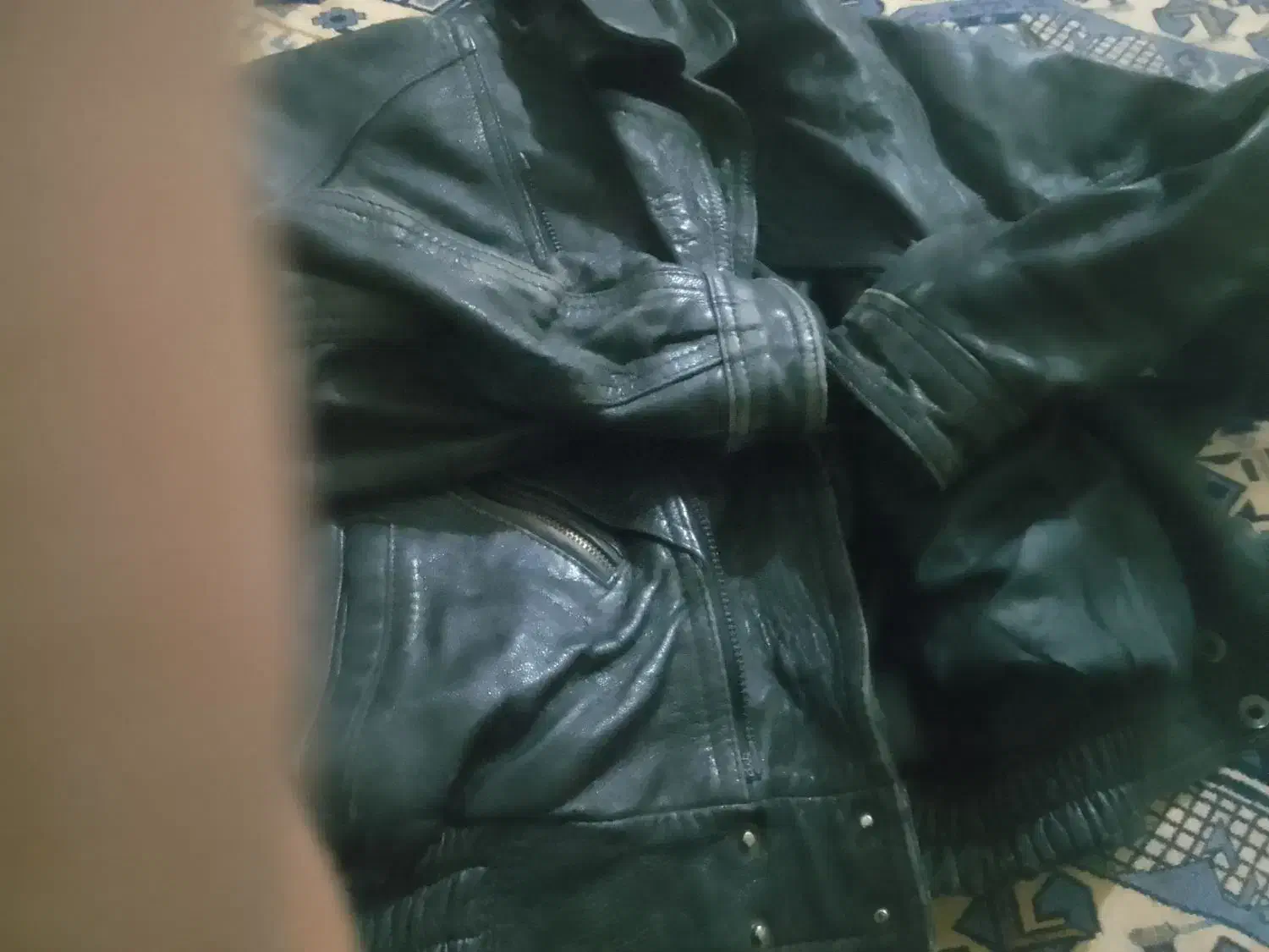 کاپشن چرم اصلی کمری سایزL|لباس|بیجار, |دیوار