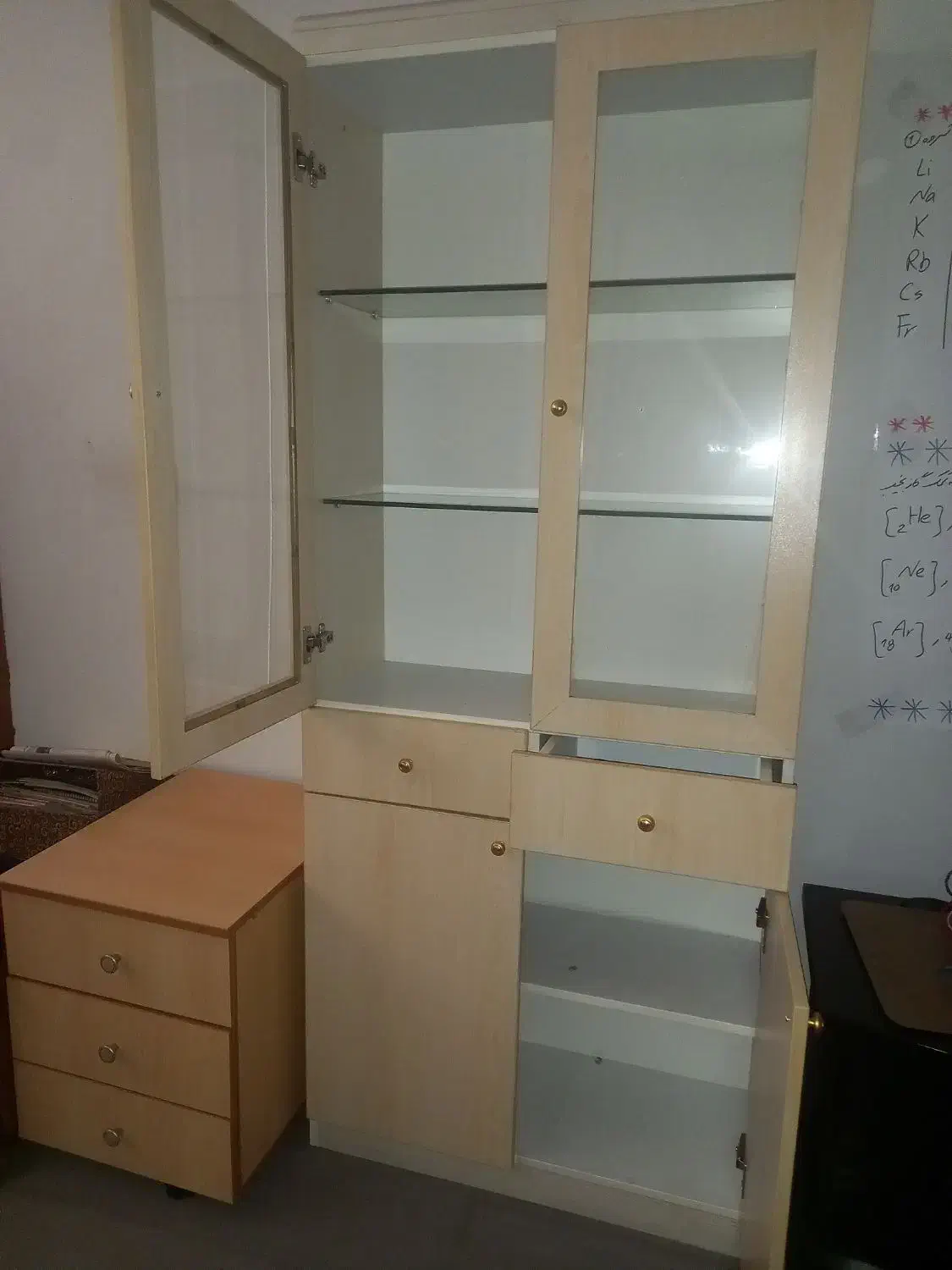 کتابخانه|کتابخانه، شلف، قفسههای دیواری|کرج, شهرک بنفشه|دیوار