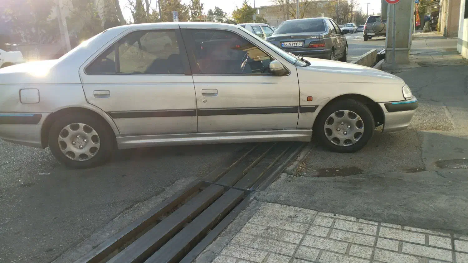 پژو پارس مدل ۸۹|خودرو سواری و وانت|تهران, آزادشهر|دیوار