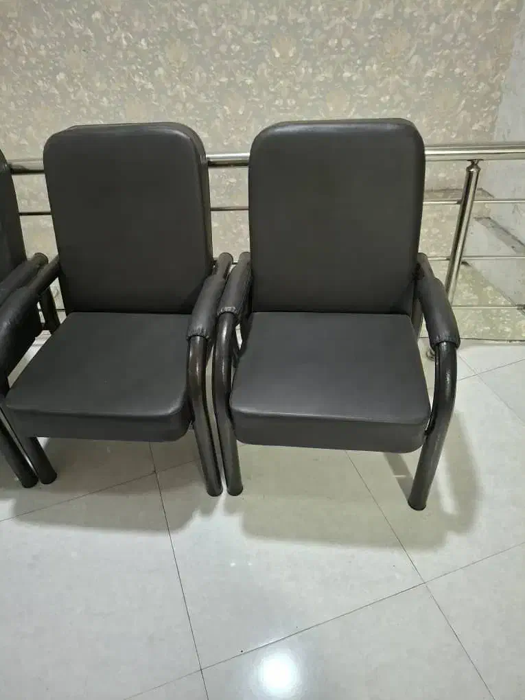 صندلی اداری|مبلمان اداری|رشت, فلسطین|دیوار