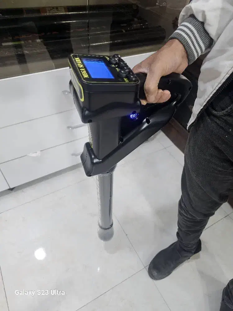 شاقول زوند|کلکسیون اشیاء عتیقه|قزوین, |دیوار