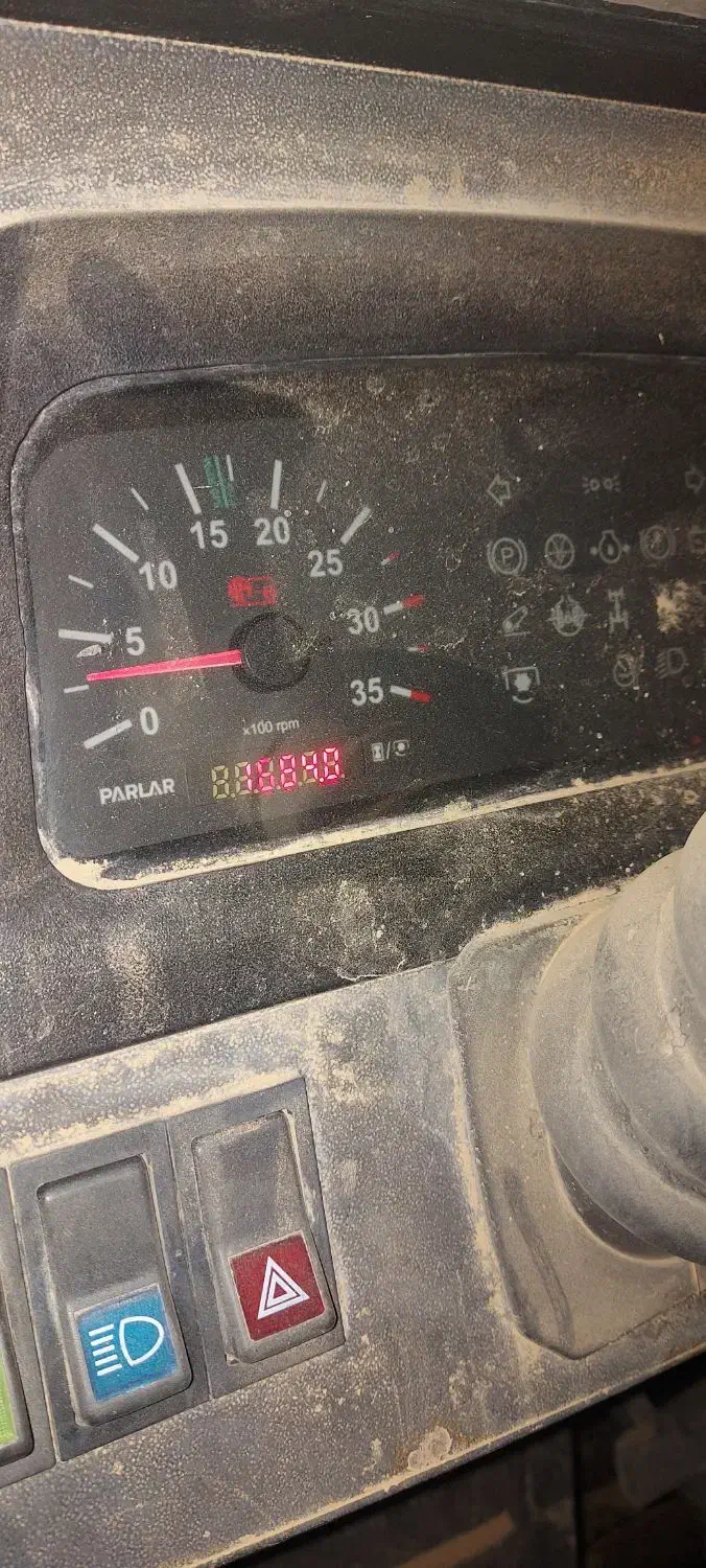 تراکتور ۳۹۹ جفت مدل ۹۷ کابین دار|خودرو سنگین|تهران, صاحب الزمان|دیوار