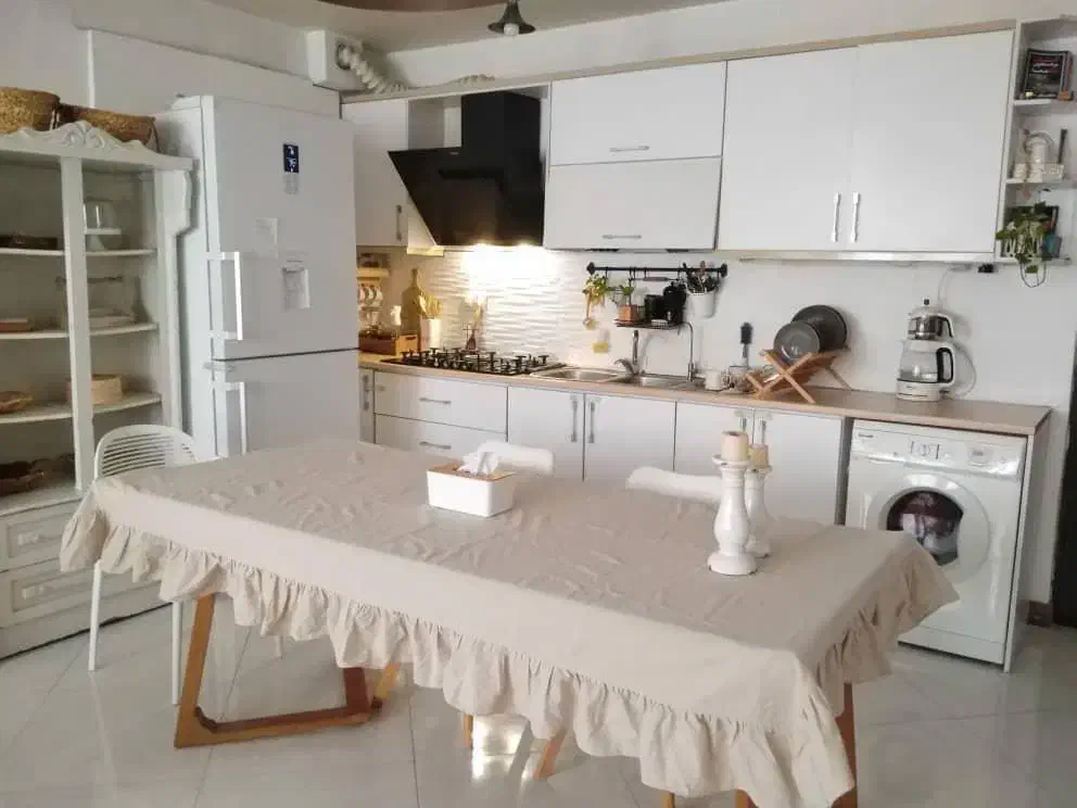 فروش واحد ۹۸ متر طبقه اول|فروش آپارتمان|لاهیجان, کوی استادان|دیوار