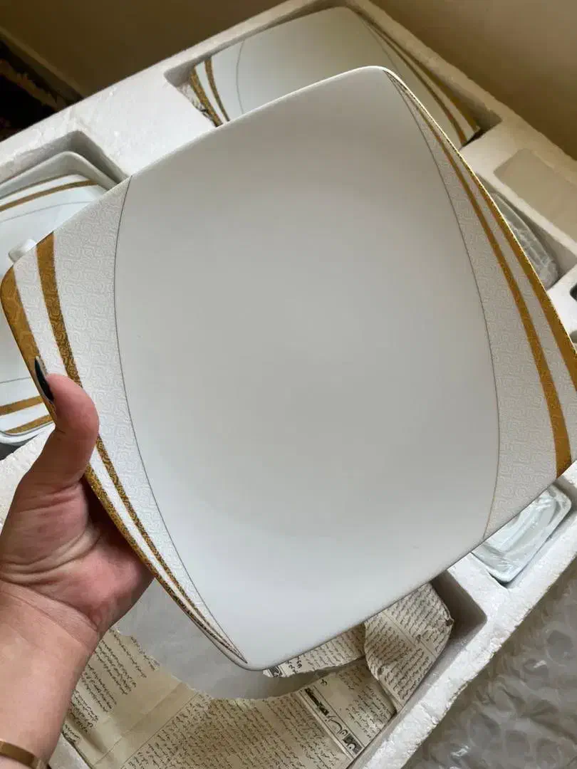 سرویس چینی زرین|ظروف سرو و پذیرایی|اهواز, پادادشهر|دیوار