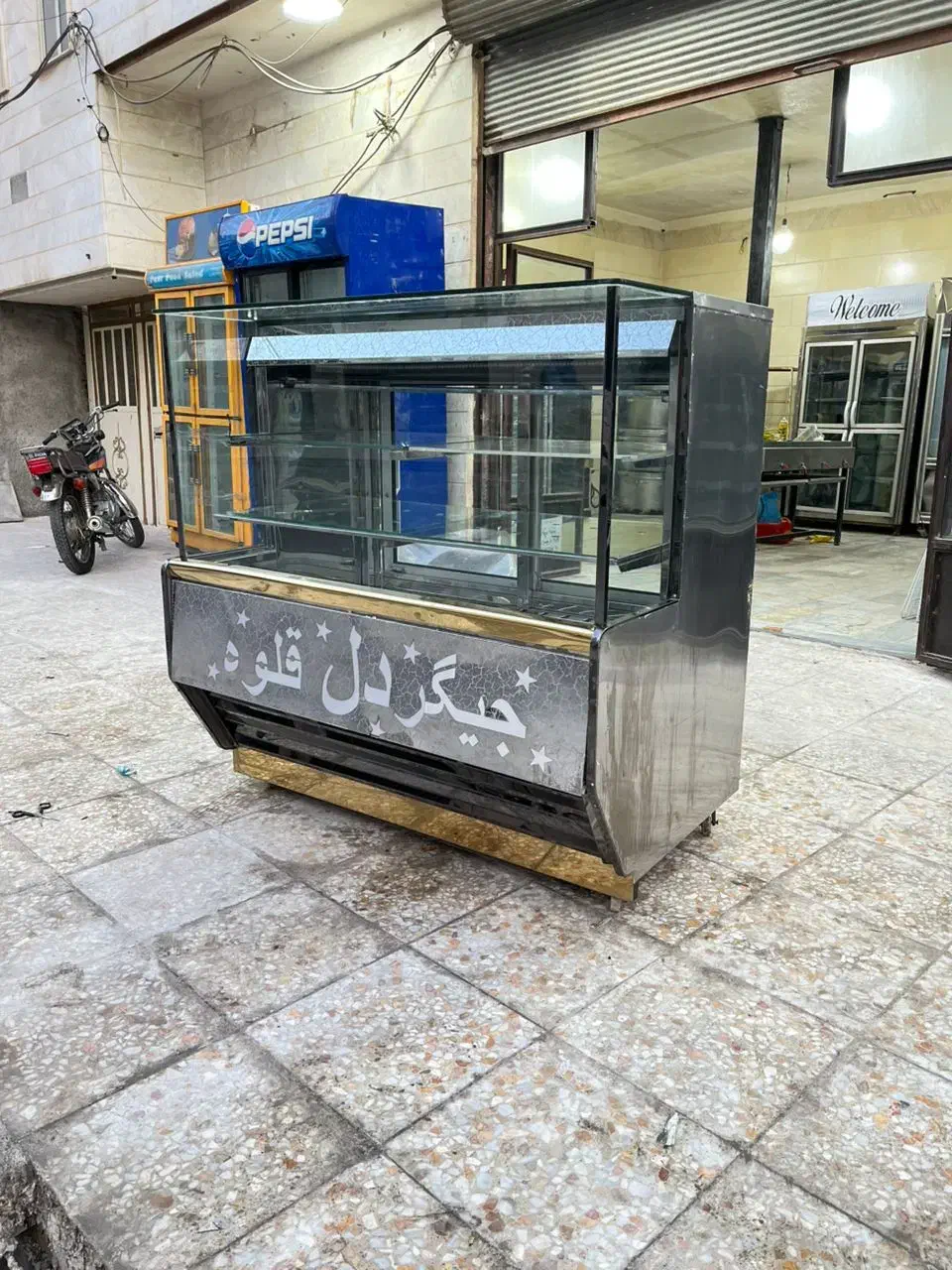 یخچال معکبی جیگرکی درحد نو نو|فروشگاه و مغازه|تهران, فلسطین (میدان انقلاب)|دیوار