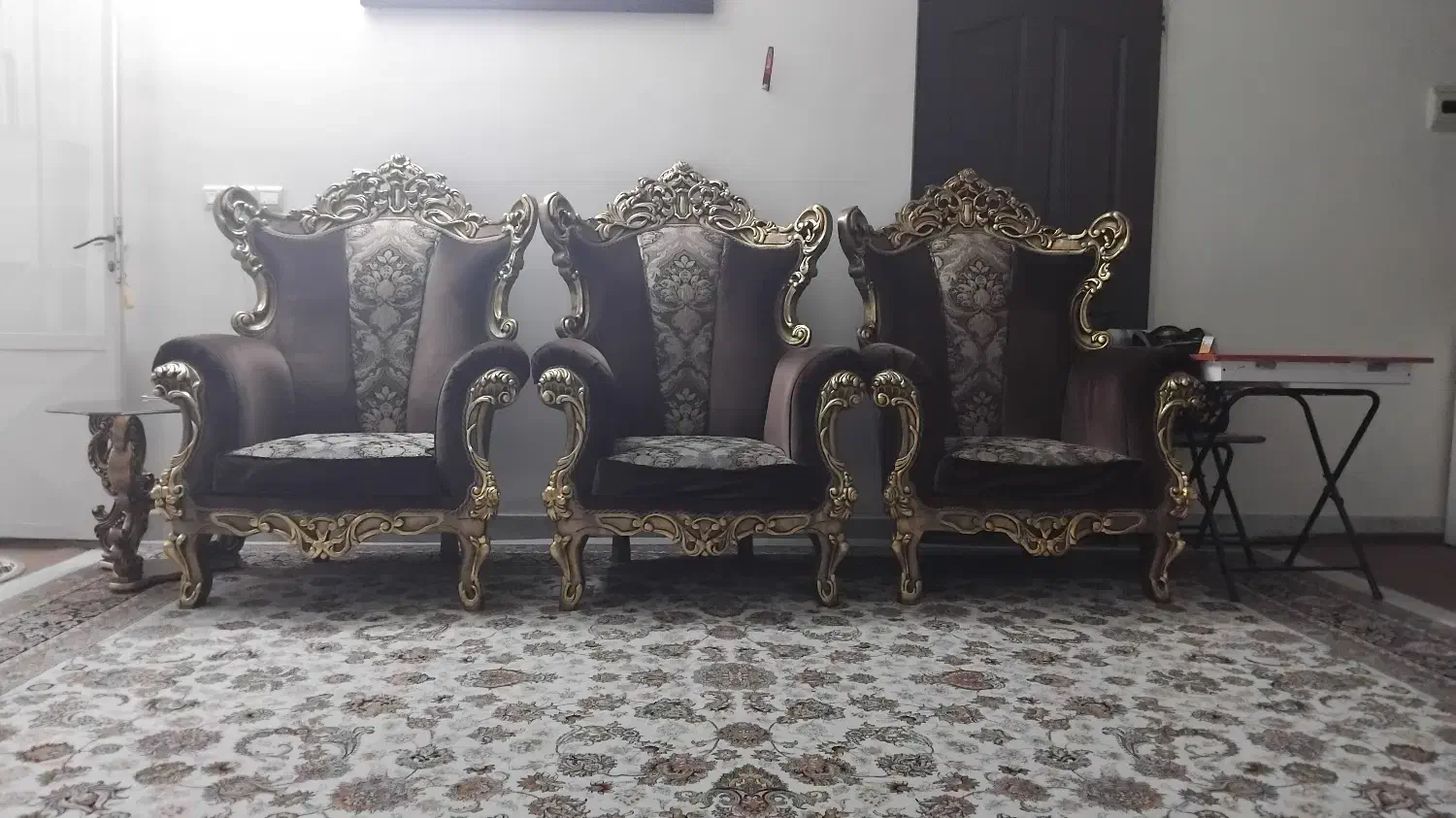 مبلمان ۹ نفره محکم و درجه ۱|مبلمان خانگی و میز عسلی|خمینی‌شهر, |دیوار