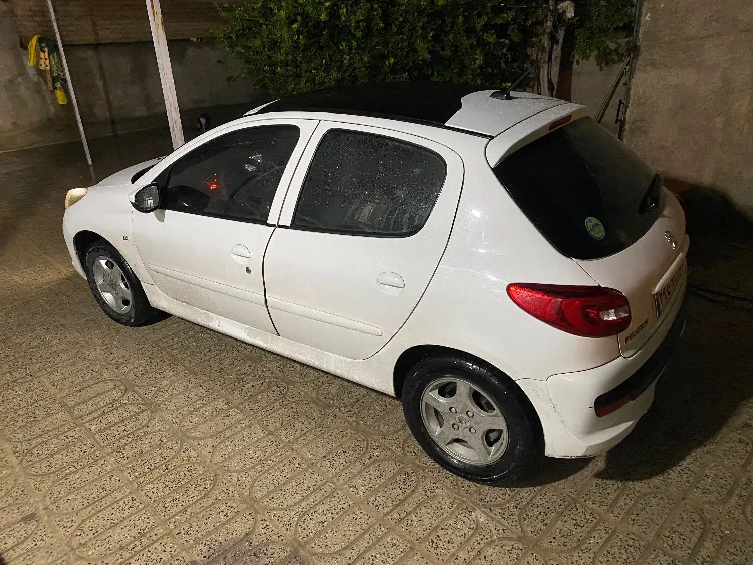 پژو ۲۰۷|خودرو سواری و وانت|دره شهر, |دیوار