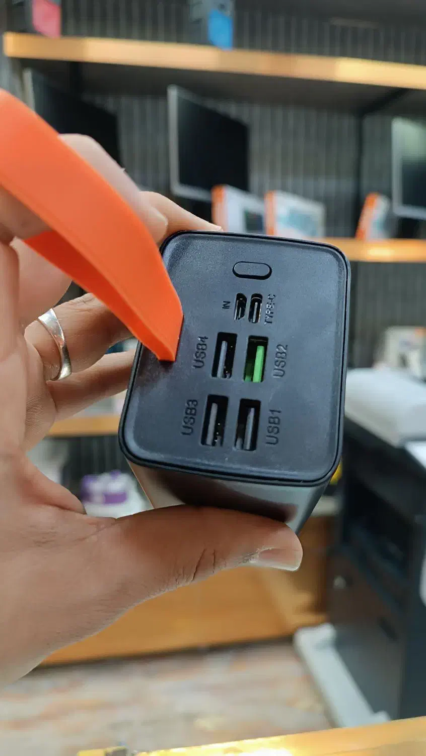 پاور بانک ۴۰۰۰۰ برند کینگ پاور|لوازم جانبی موبایل و تبلت|کاشان, کارگر|دیوار