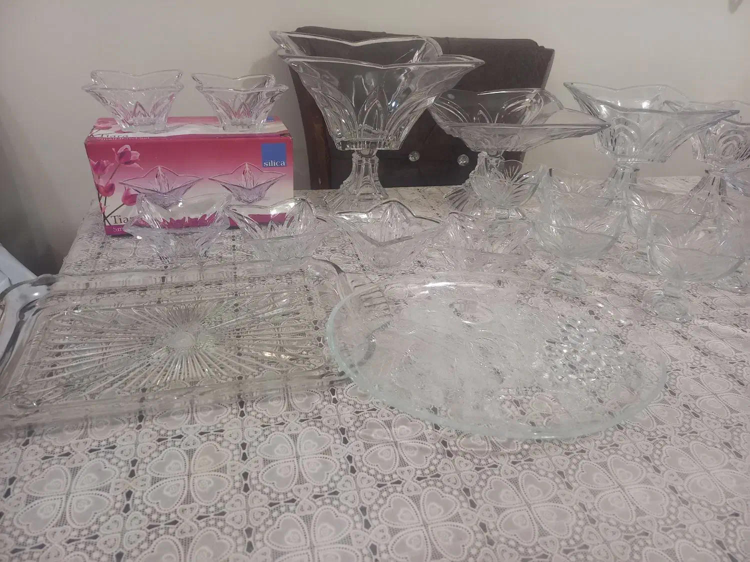 فروش تعدادی وسایل آشپزخانه به علت جابه جایی|ظروف سرو و پذیرایی|همدان, |دیوار