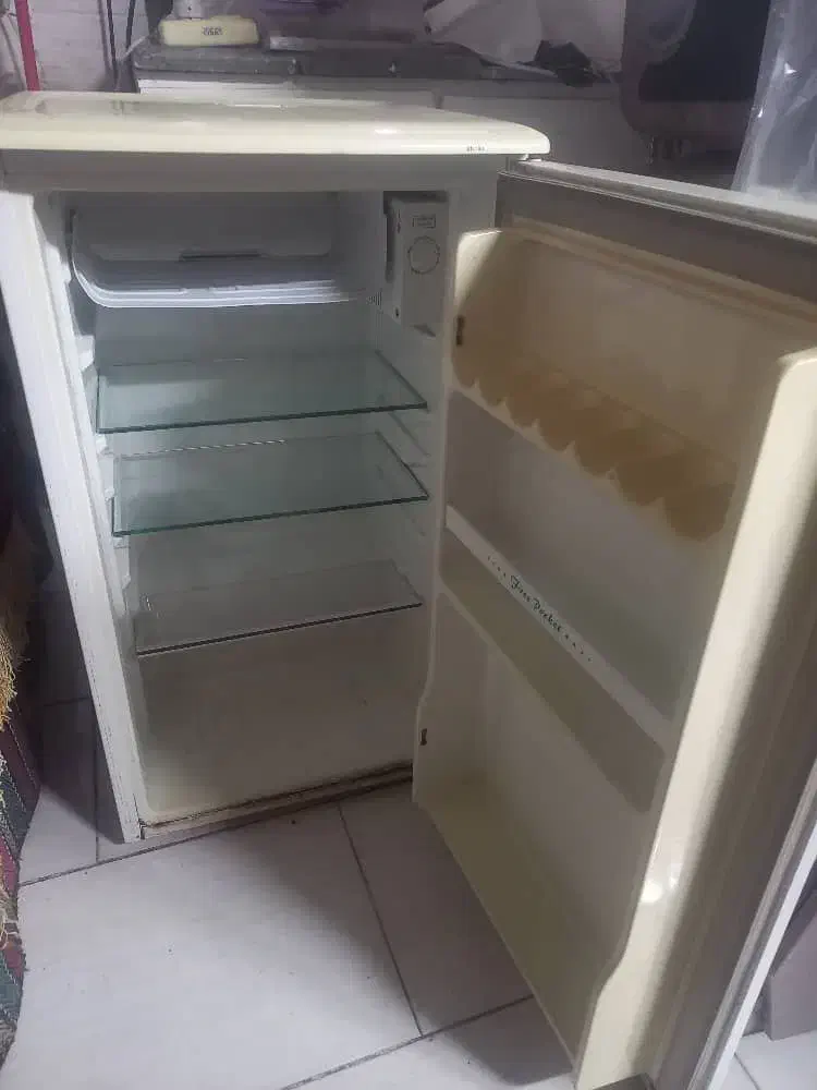 یخچال ۵ فوت سالم|یخچال و فریزر|پیشوا, |دیوار