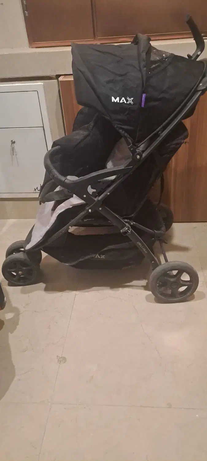 کالسکه دلیجان مشکی|کالسکه و لوازم جانبی|قم, شهرک قدس|دیوار