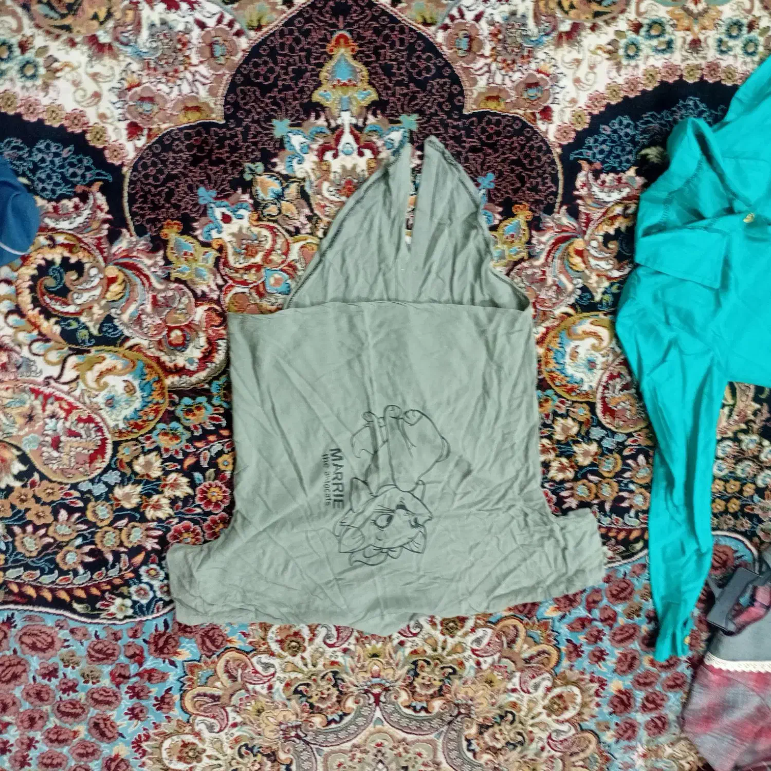 مغازه مو جمه کردم اینا مونده نو مارک هاشم هست|لباس|تربت‌حیدریه, باغ سلطانی|دیوار