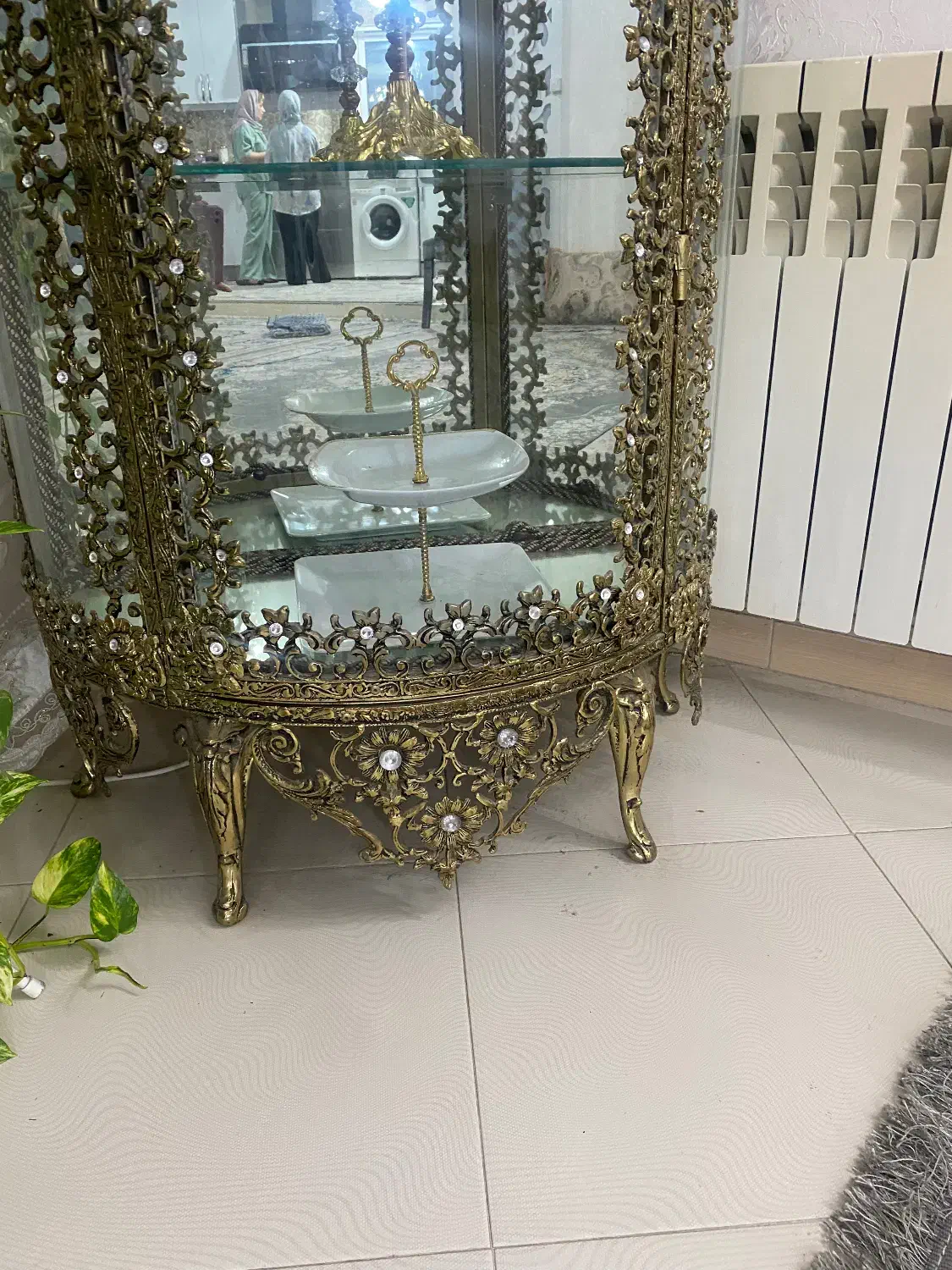 ویترین برنجی|بوفه، ویترین، کنسول|ری, عباس‌آباد|دیوار