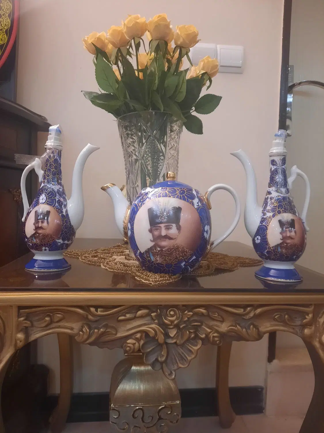 یک عدد قوری و دو عدد گلابدون مارک گردنر قدیمی|کلکسیون اشیاء عتیقه|تهران, مینای جنوبی|دیوار