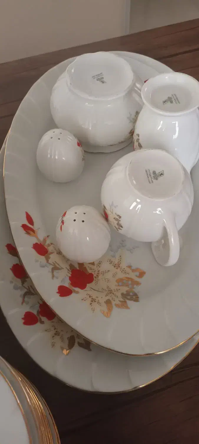 چینی زرین|ظروف سرو و پذیرایی|اندیشه, شهرک کوثر|دیوار