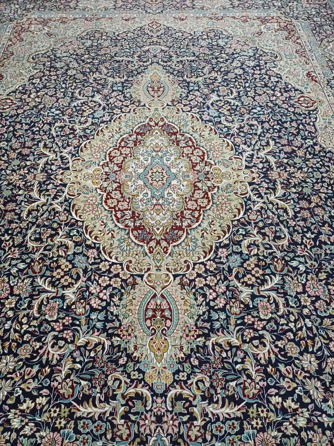 فرش ۱۲ متری نگین مشهد|فرش|کرج, فاز ۴ مهرشهر|دیوار