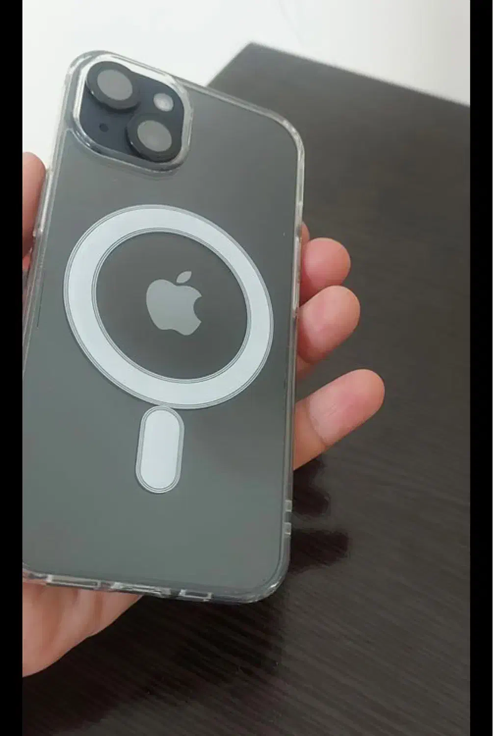 آیفون۱۳|موبایل|رباط‌کریم, رباط‌کریم|دیوار