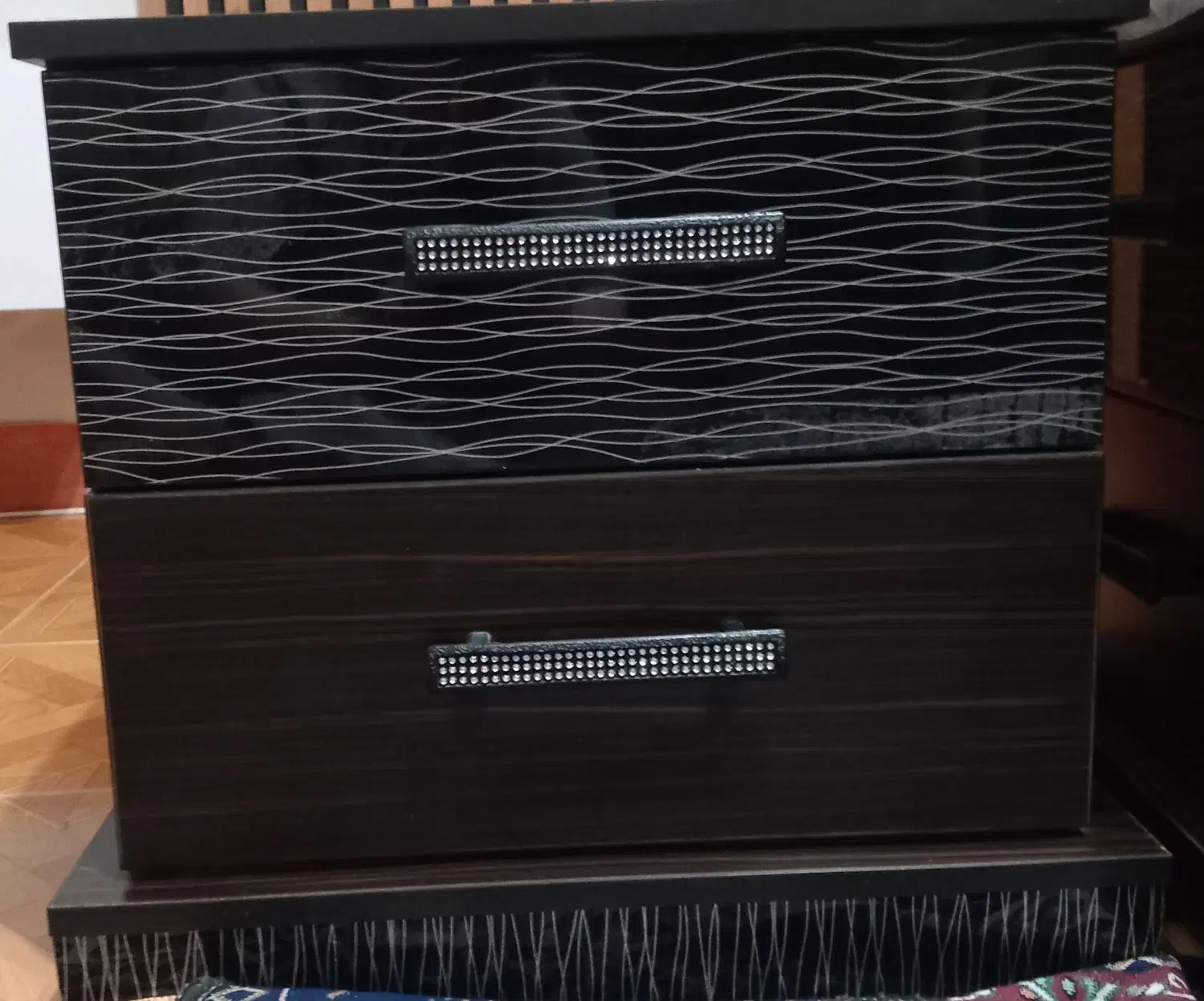 تخت ام دی اف|تخت و سرویس خواب|رشت, پاره بیجار|دیوار