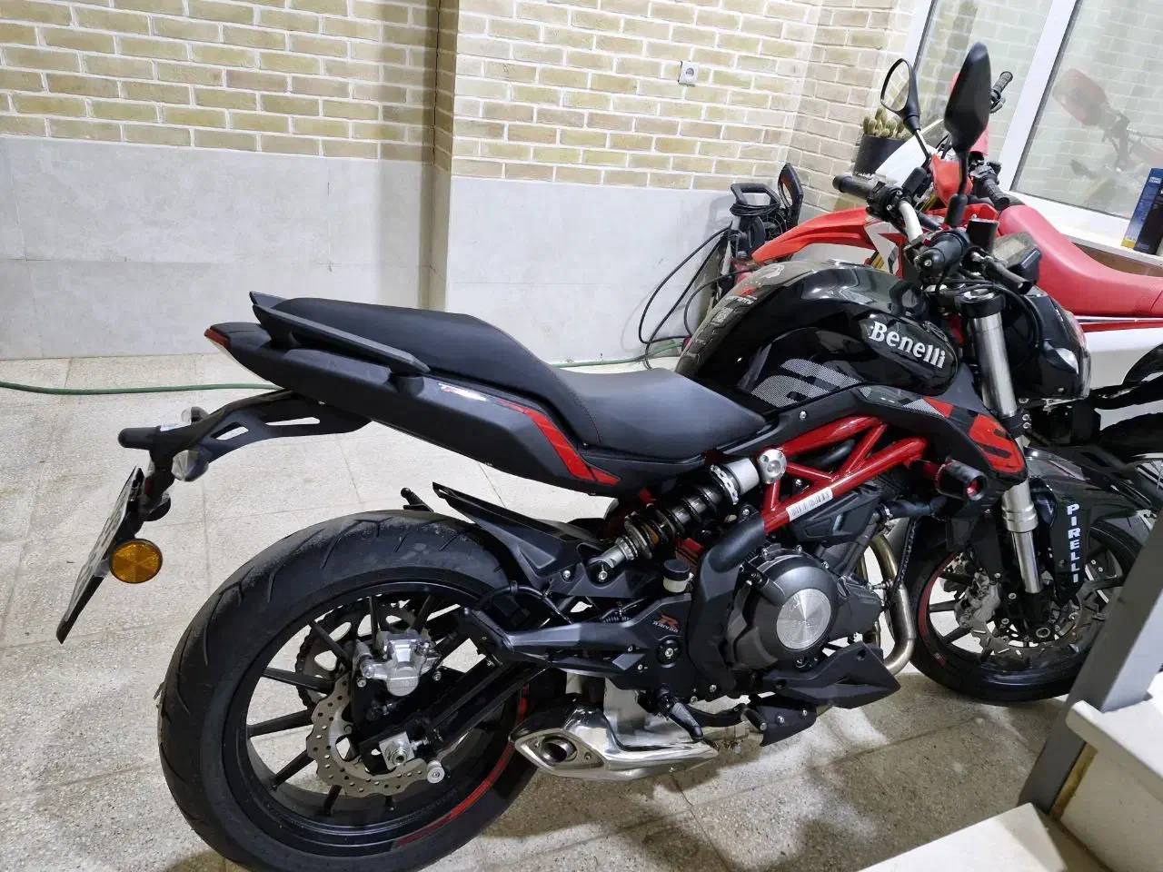 بنلی ۳۰۰|موتورسیکلت|اردکان, |دیوار