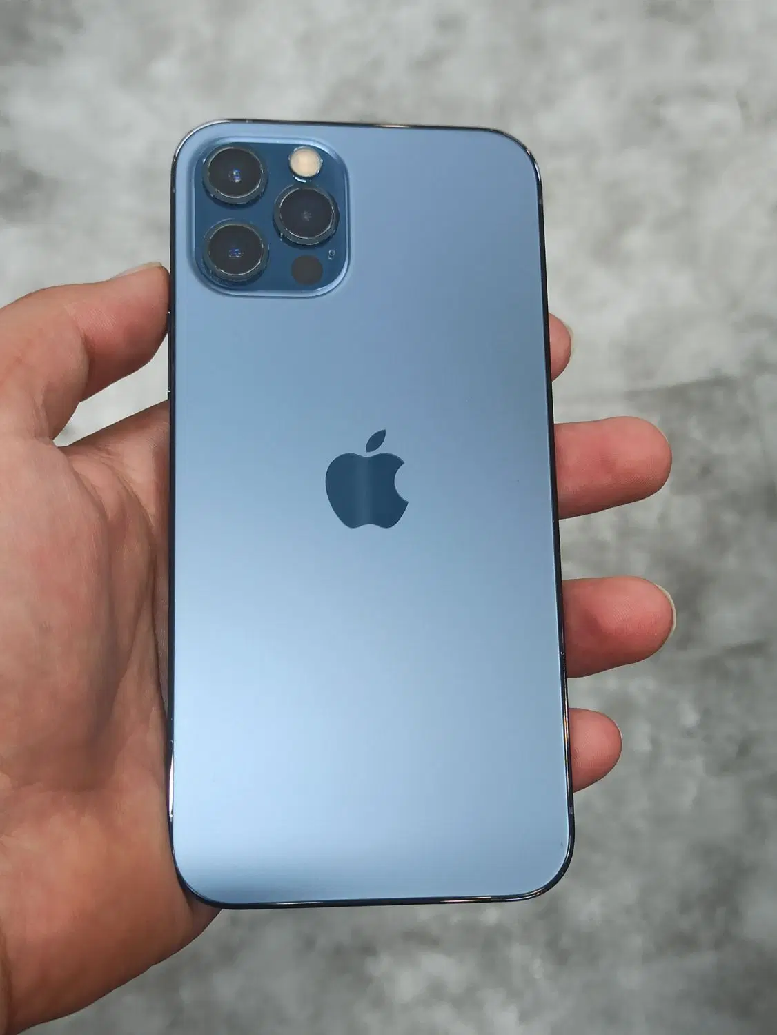 IPhone 12 pro دو سیم ۲۵۶ گیگ|موبایل|اصفهان, احمدآباد|دیوار