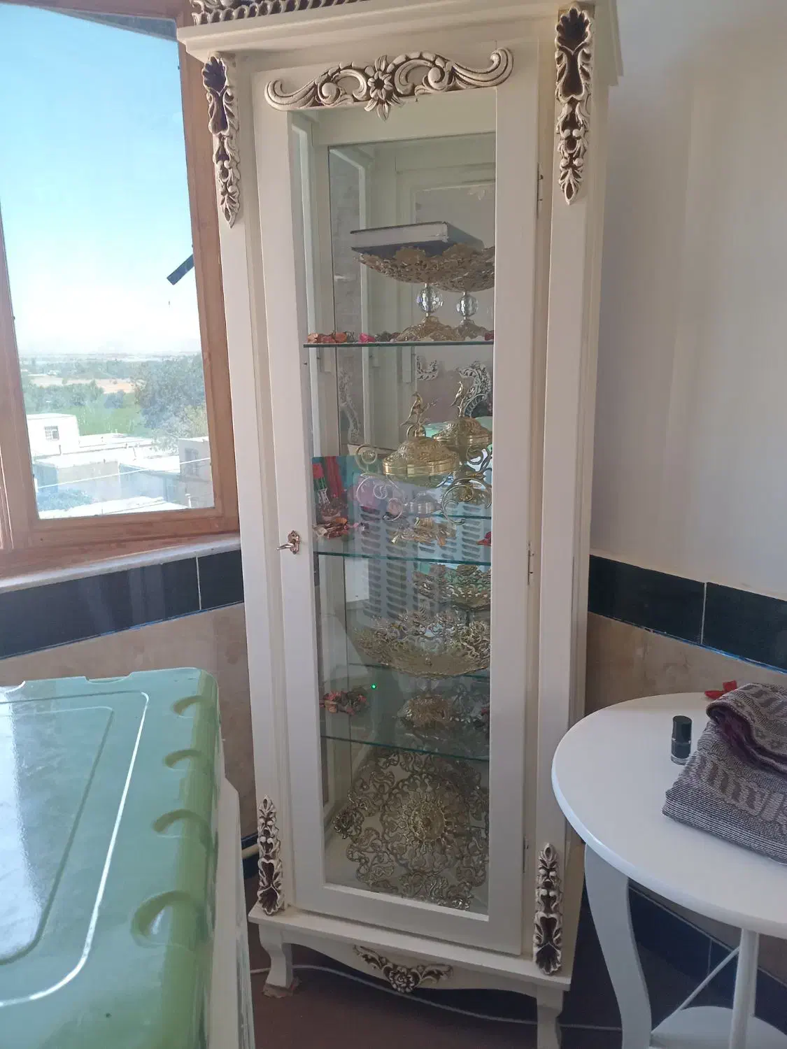 یه دونه بوفه جدید وکاملا تمیز و میز خاطره نو|بوفه، ویترین، کنسول|ابهر, |دیوار