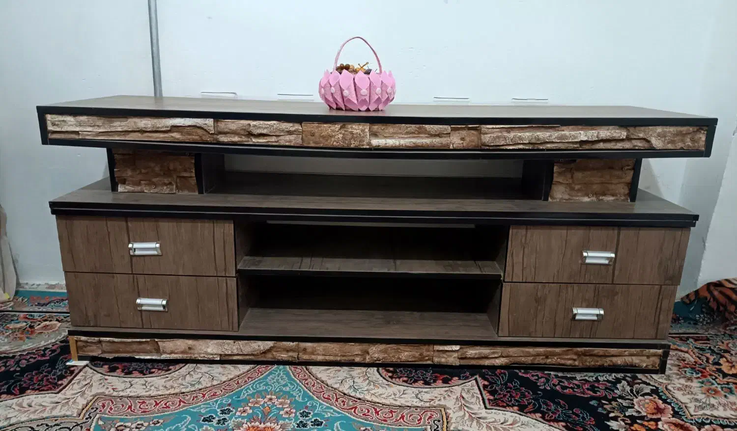 میز تلویزیون چوبی باکیفیت و شیک|میز تلویزیون|سبزوار, طبرسی (جعفرآباد)|دیوار