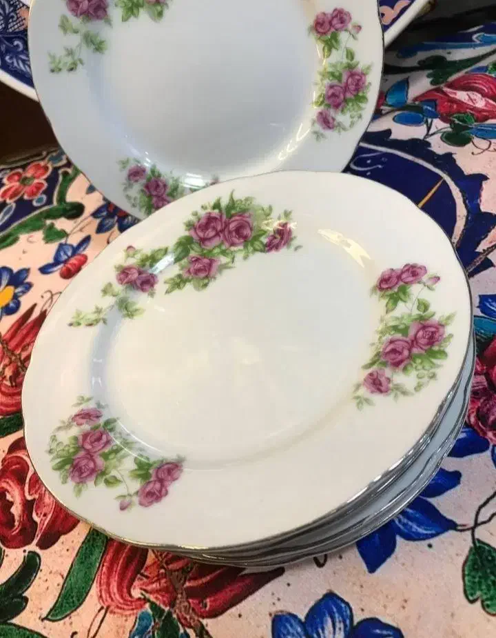 فروش سرویس گلسرخ یاماتسو نقره ایی|ظروف سرو و پذیرایی|تهران, دانشگاه شریف|دیوار