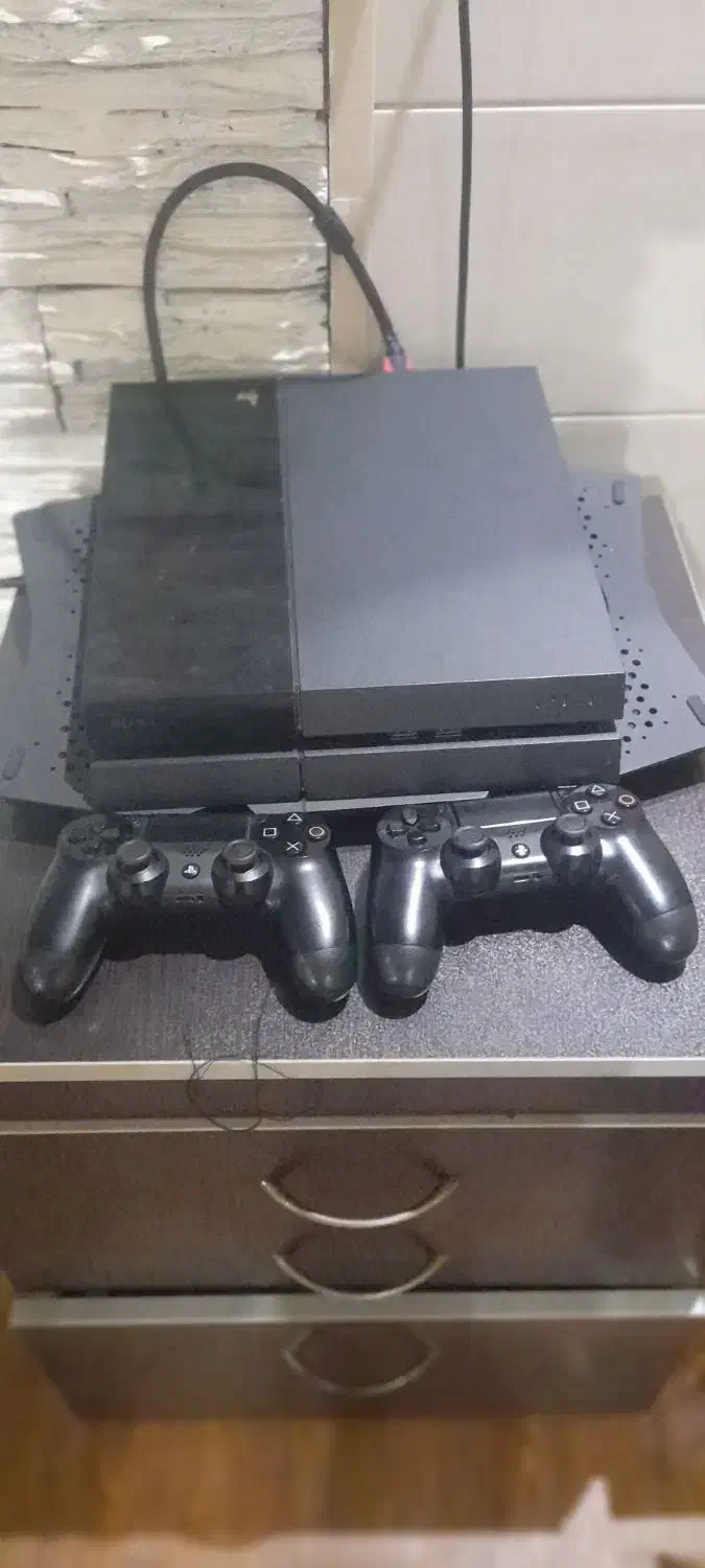 پلی استیشن ۴|کنسول، بازی ویدئویی و آنلاین|چوبر, |دیوار