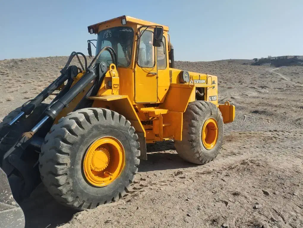 فروش لودر 4500ولوو|خودرو سنگین|زاهدان, |دیوار