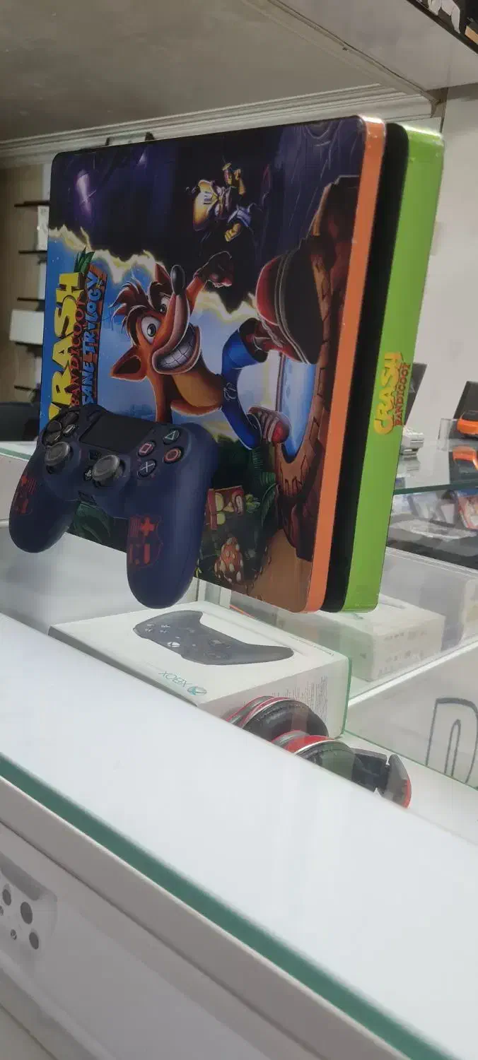 Ps4 slim 1 TB کپی خور|کنسول، بازی ویدئویی و آنلاین|یزد, |دیوار