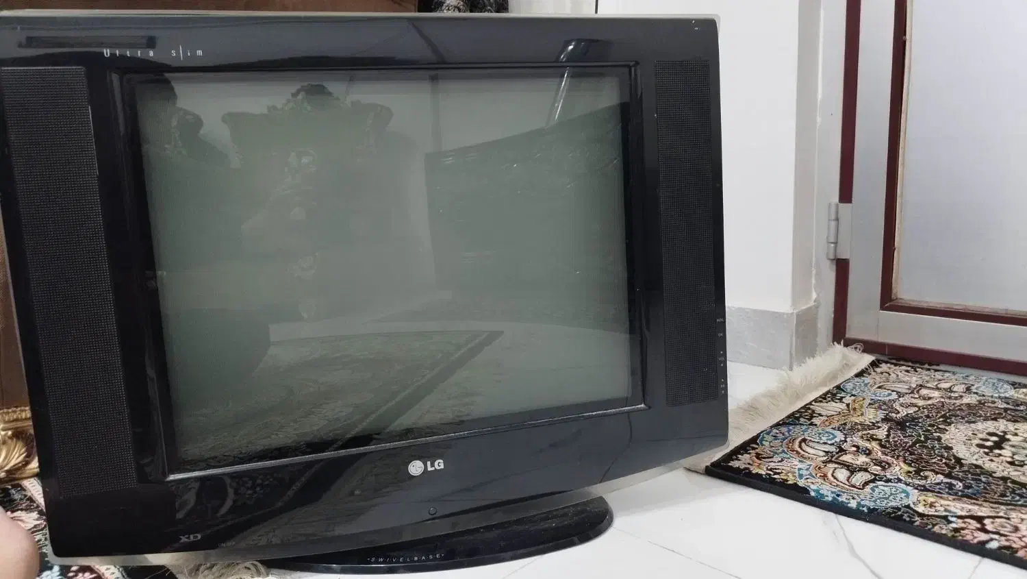 تلویزیون 21 الجی|تلویزیون و پروژکتور|رشت, یخسازی|دیوار