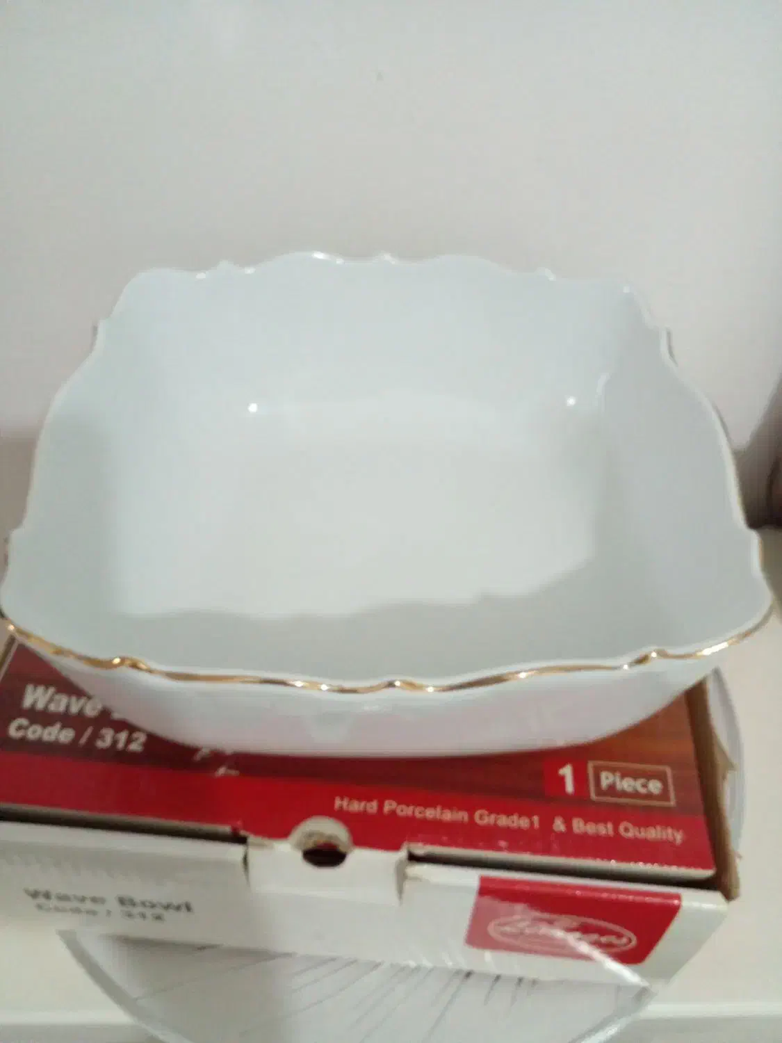 ظروف پذیرایی چینی لب طلایی نوو|ظروف سرو و پذیرایی|کرج, کمالشهر|دیوار