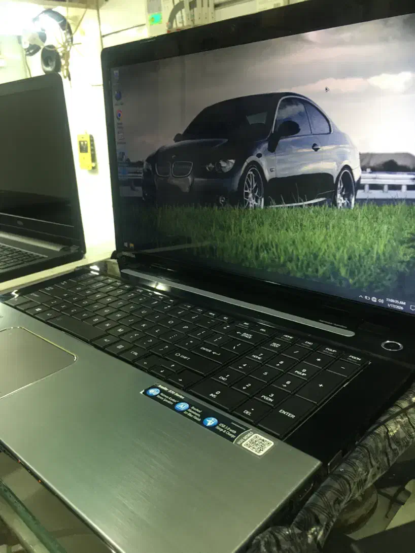 لپتاپ توشیا core i7 گرافیک مجزا ۱۷اینچ|رایانه همراه|کرج, شهرک جهازیها|دیوار