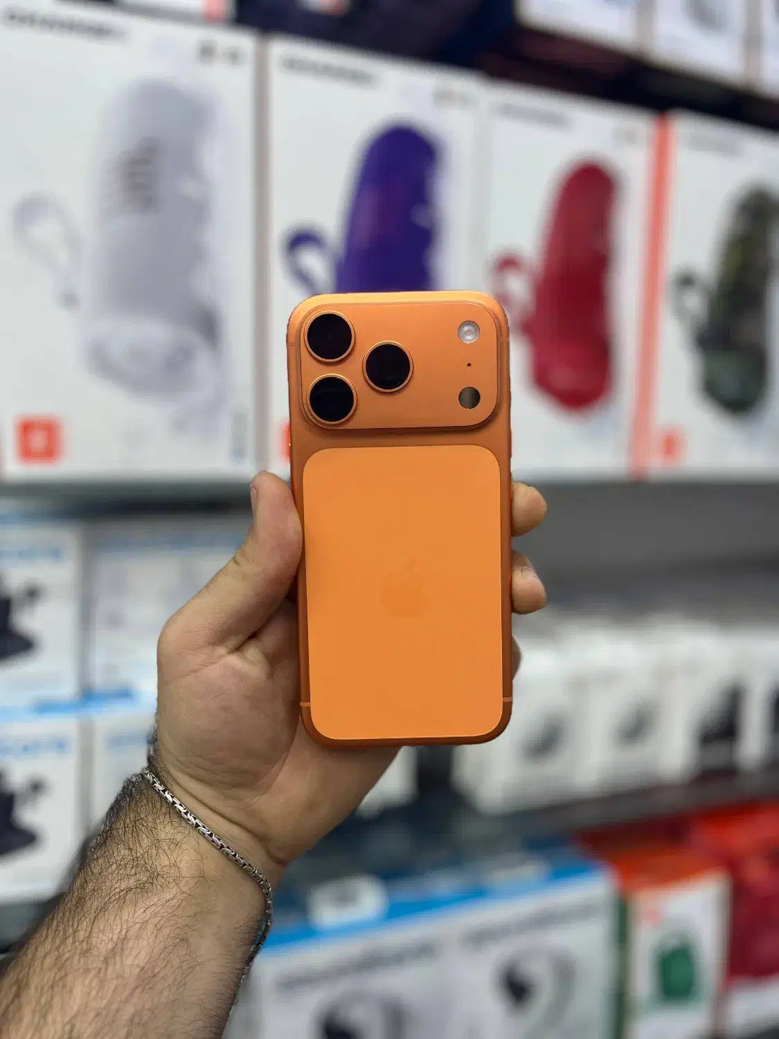 انواع گوشی و تسهیلات کالا با ضمانت طلا و چک معتبر|موبایل|شیراز, زند|دیوار