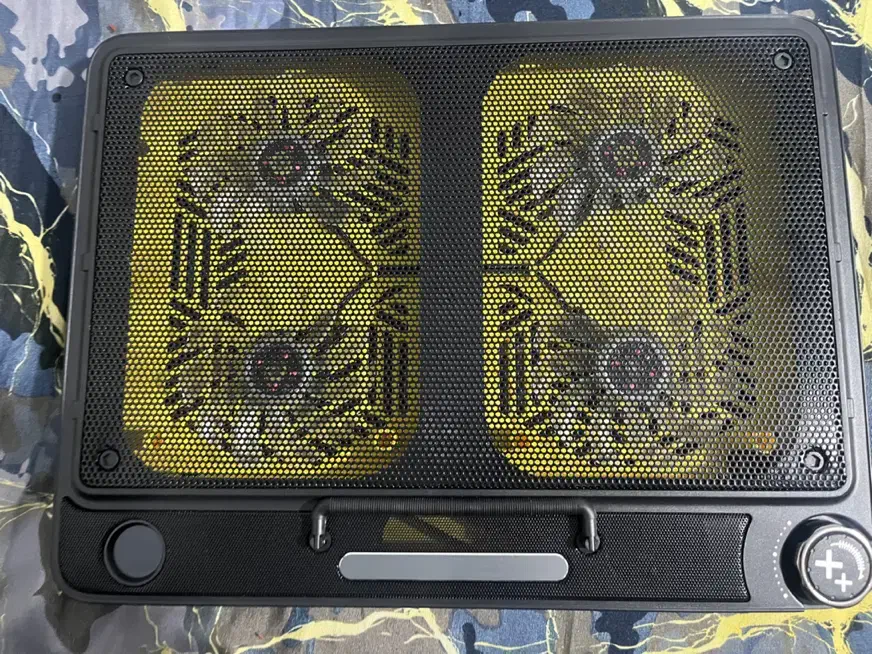 پایه خنک کننده لپتاپ در حد نو|قطعات و لوازم جانبی رایانه|تهران, شادمان|دیوار