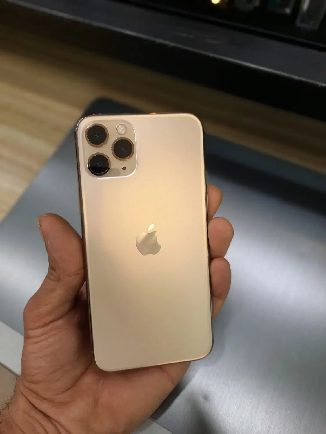 iPhone 11pro 256 gold|موبایل|اصفهان, چرخاب|دیوار