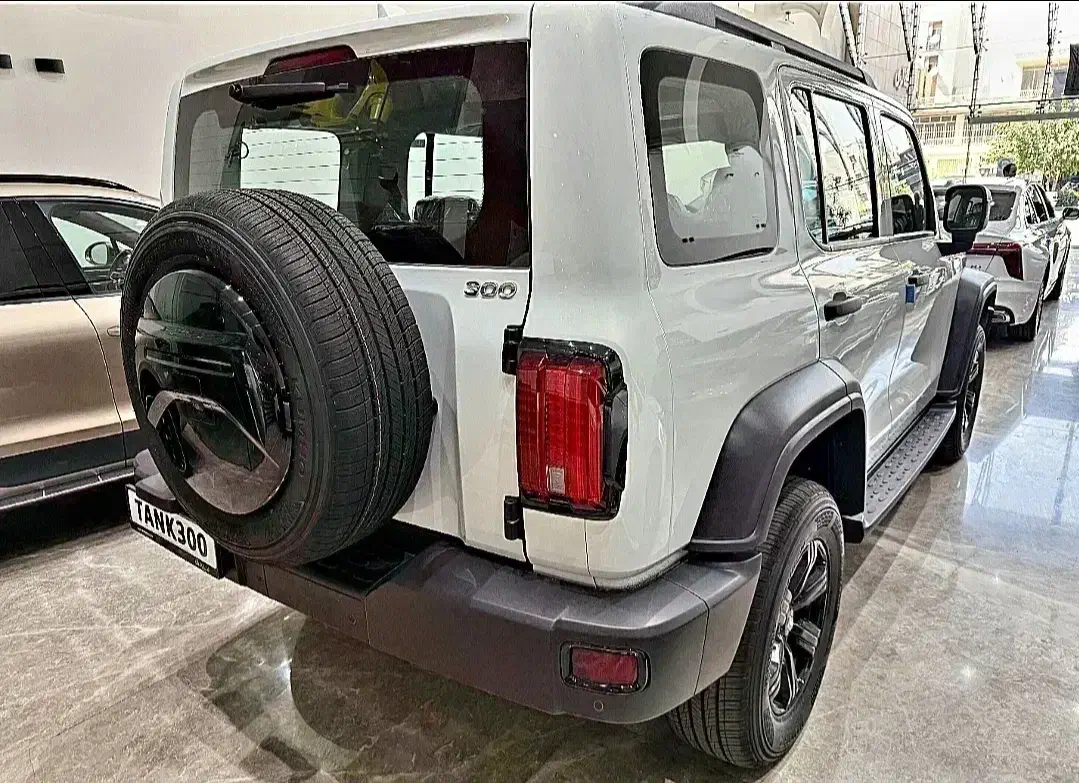 تانک ۳۰۰ / tank300|خودرو سواری و وانت|کرج, کوی امامیه|دیوار