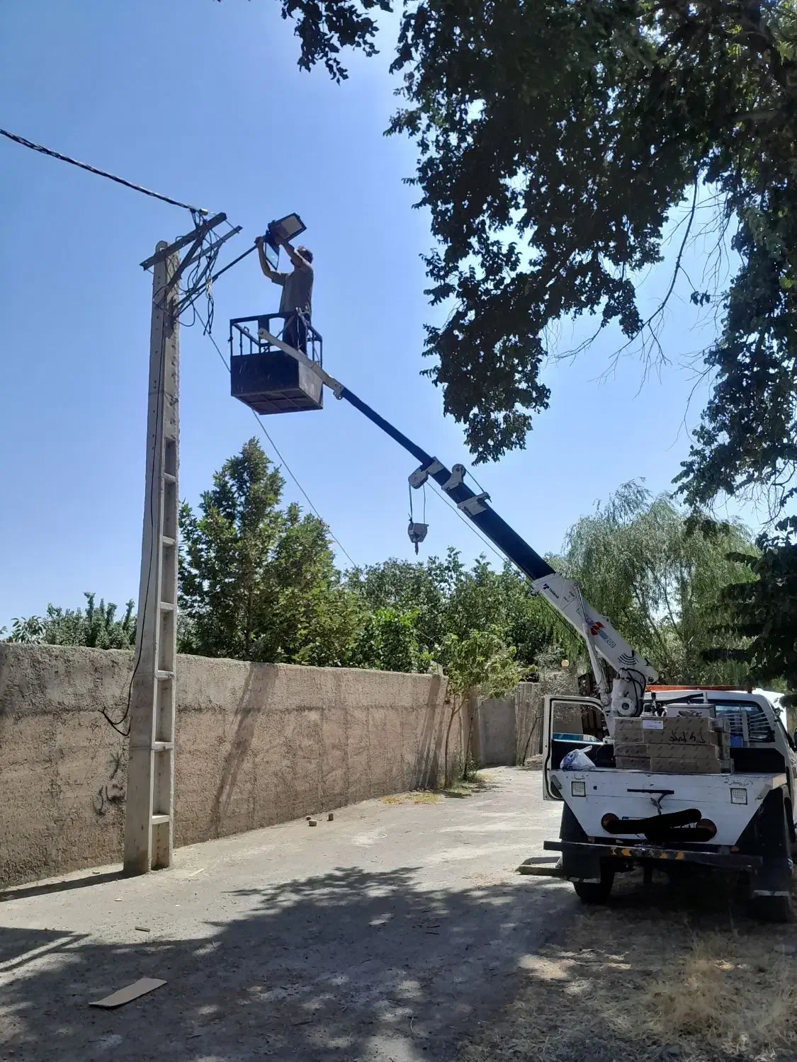 نیسان جرثقیل/خاور/بالابرسبد/جرثقیل ارتفاع کوتاه|خدمات حمل و نقل|کرج, خرمدشت|دیوار