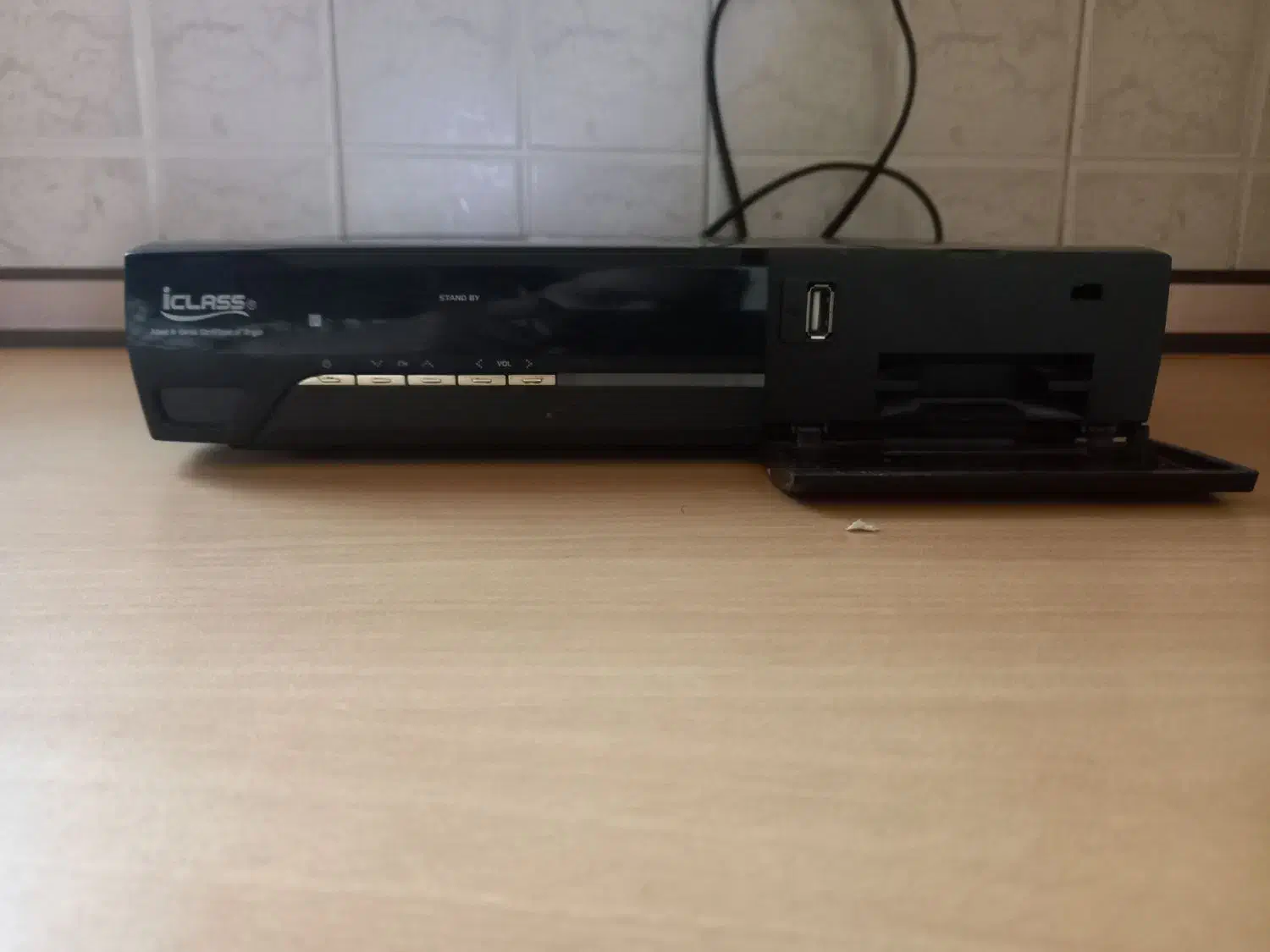 گیرنده|صوتی و تصویری|ملارد, |دیوار