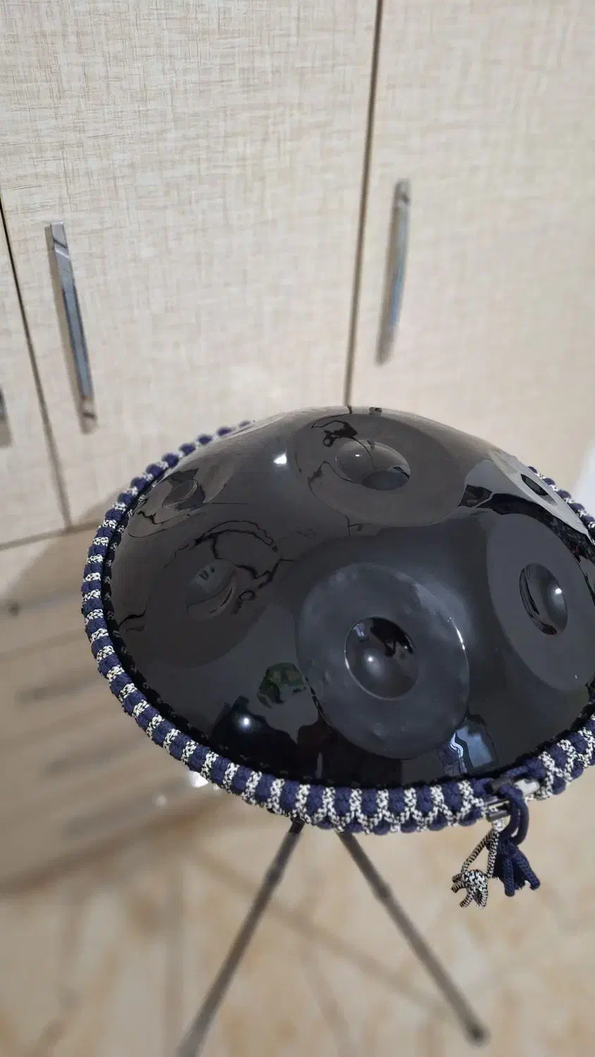 هنگدرام|درام و پرکاشن|خرمآباد, |دیوار