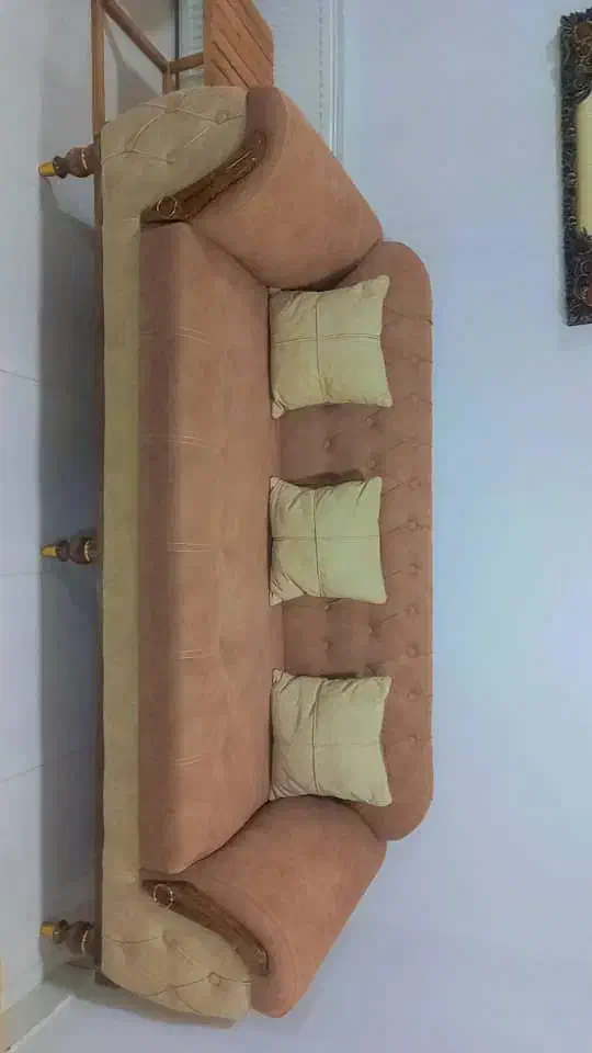 مبل 4ماهه استفاده شده همراه میزتلویزون|مبلمان خانگی و میز عسلی|خمام, |دیوار