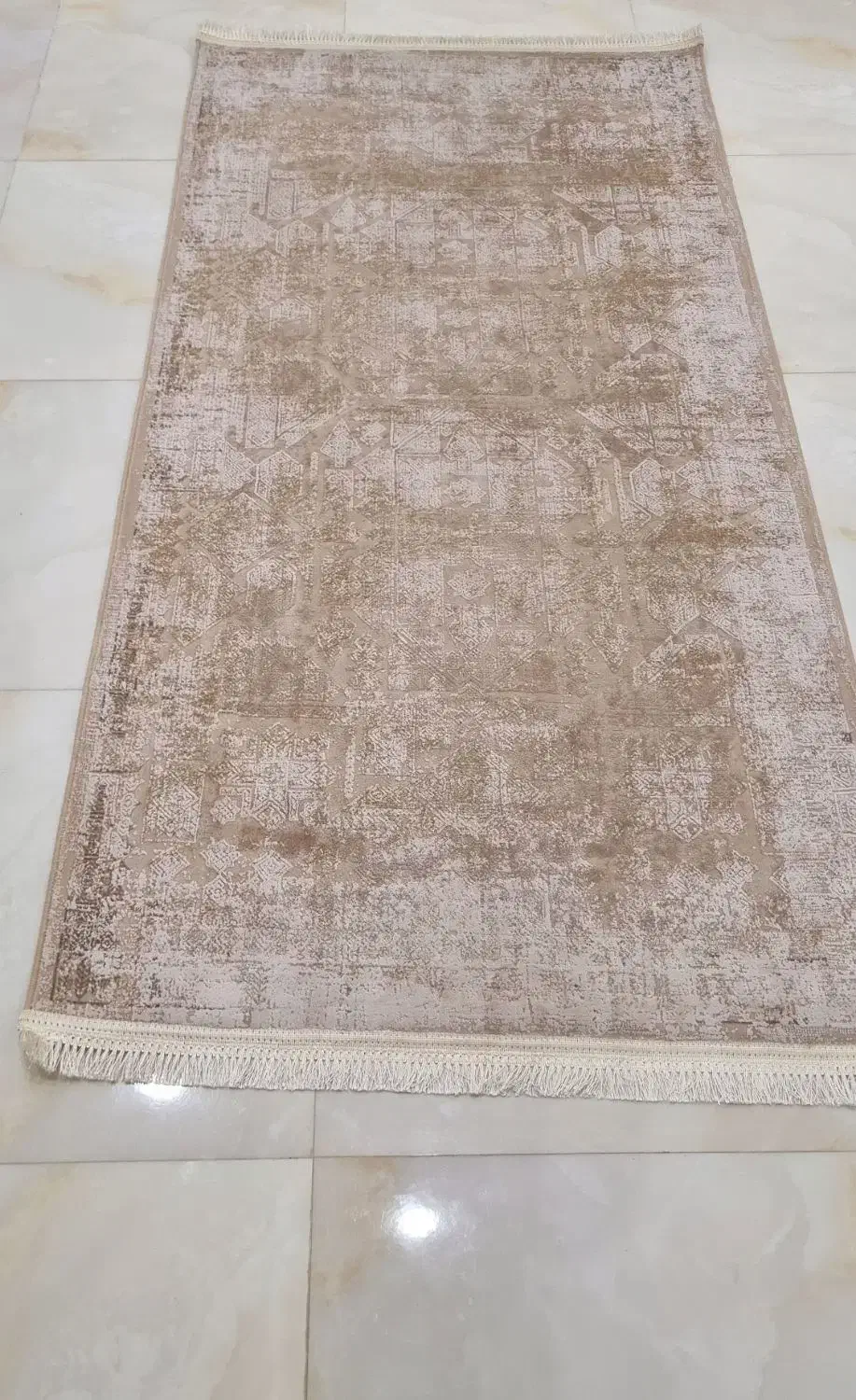 فروش فرش ۱۲ و ۱در ۲|فرش|لاهیجان, قیام|دیوار