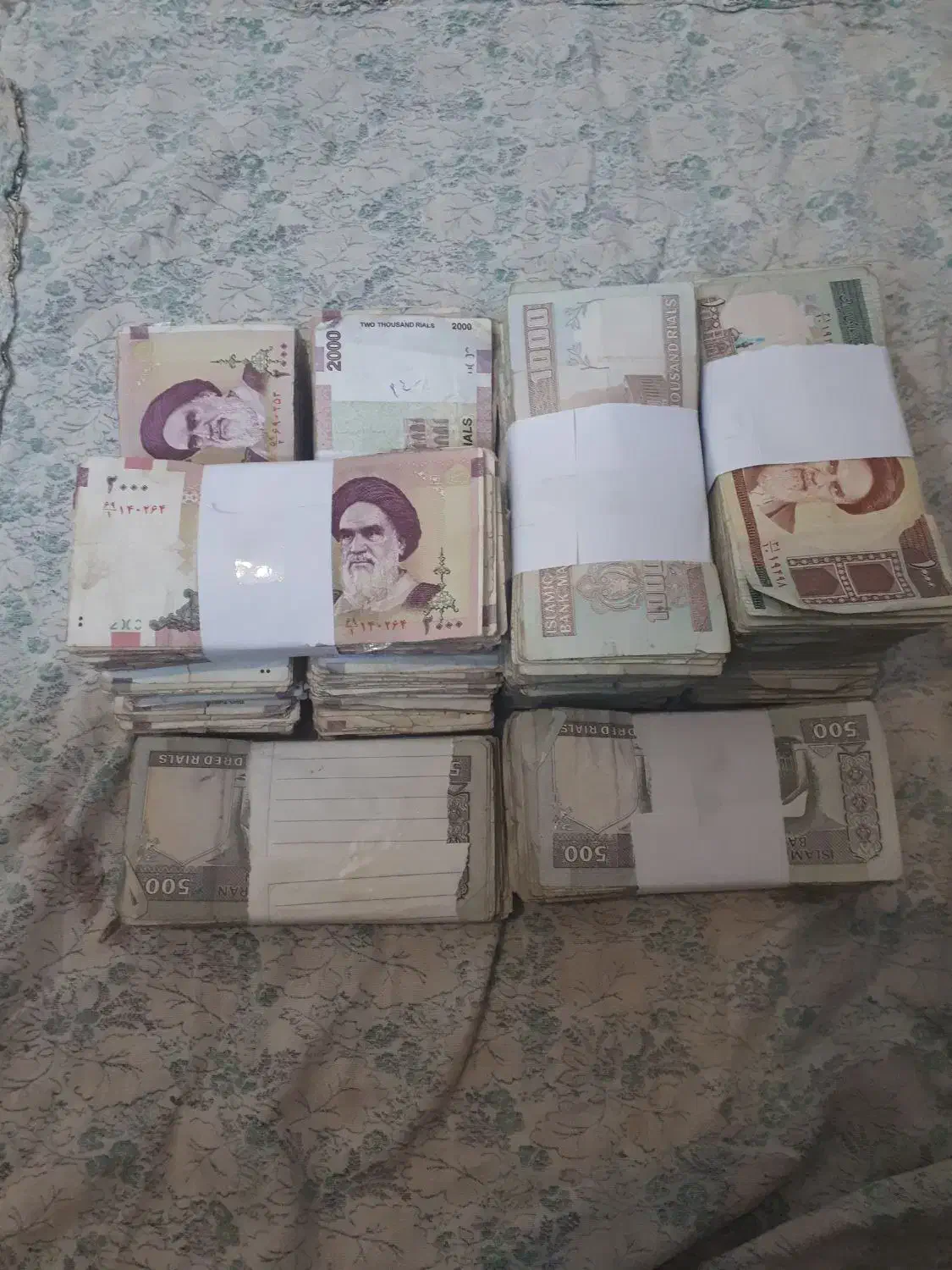 اسکناس های کلکسیونی قدیمی کارکرده|کلکسیون سکه، تمبر، اسکناس|لنجان, |دیوار