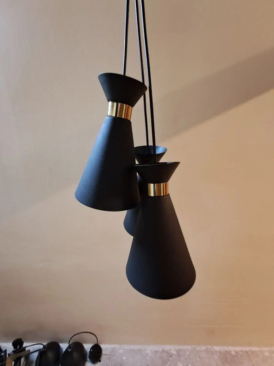 لوستر|لوستر و چراغ آویز|لاهیجان, شیشه گران|دیوار