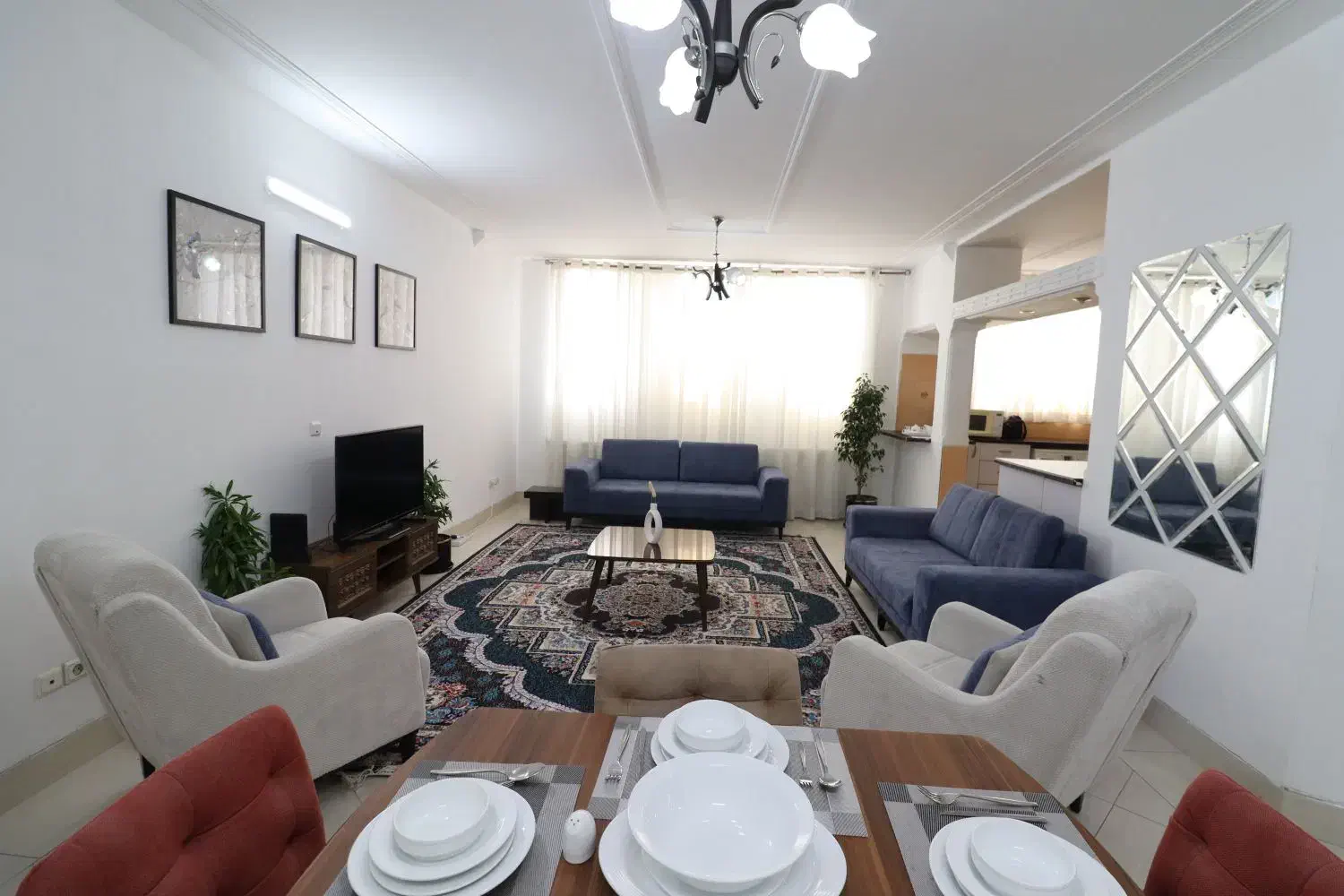 واحد دو خوابه تمیز|اجارهٔ کوتاه‌مدت آپارتمان و سوئیت|شیراز, فرهنگ شهر|دیوار