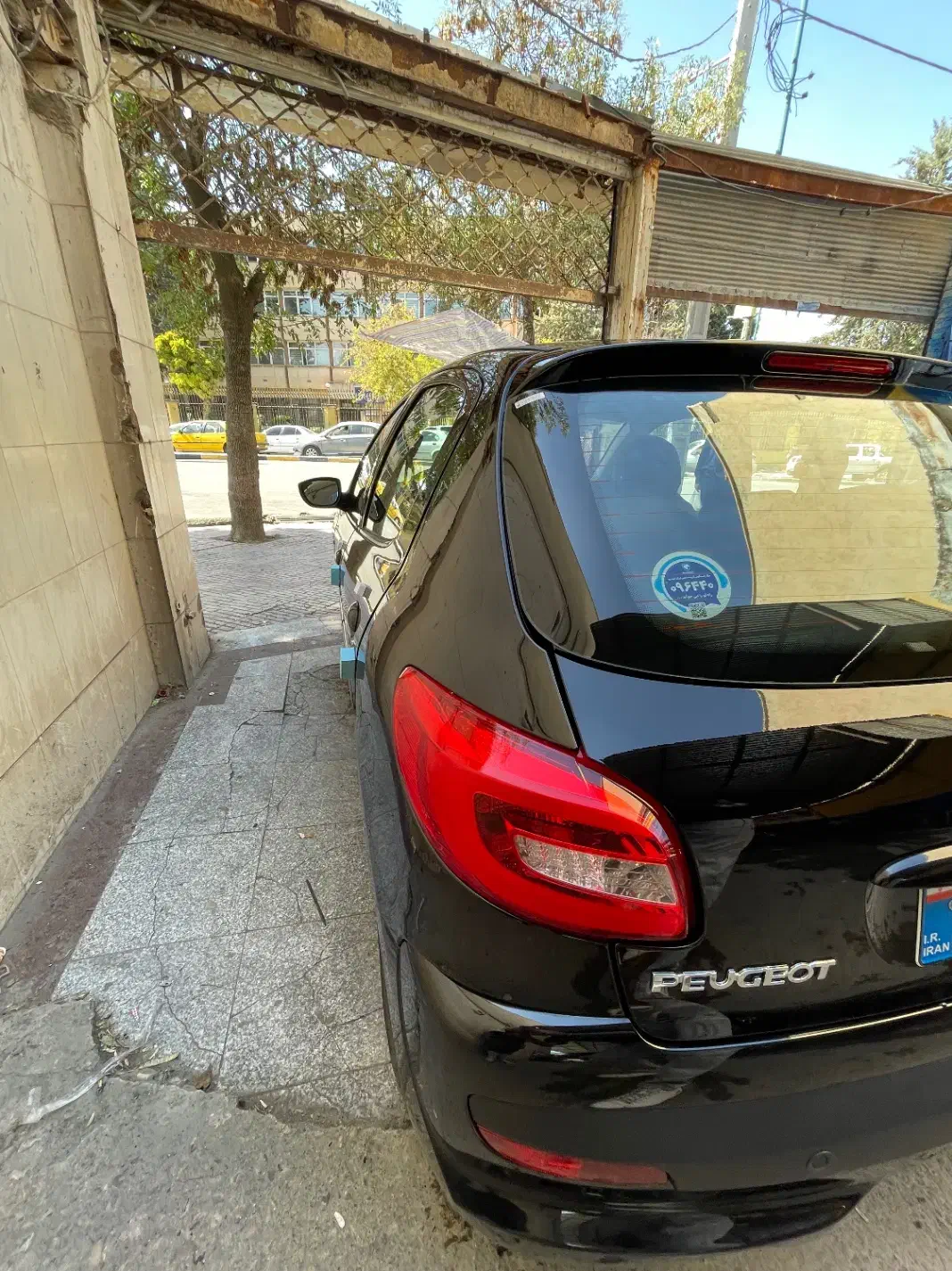 207 اتو فلز|خودرو سواری و وانت|کرمانشاه, |دیوار