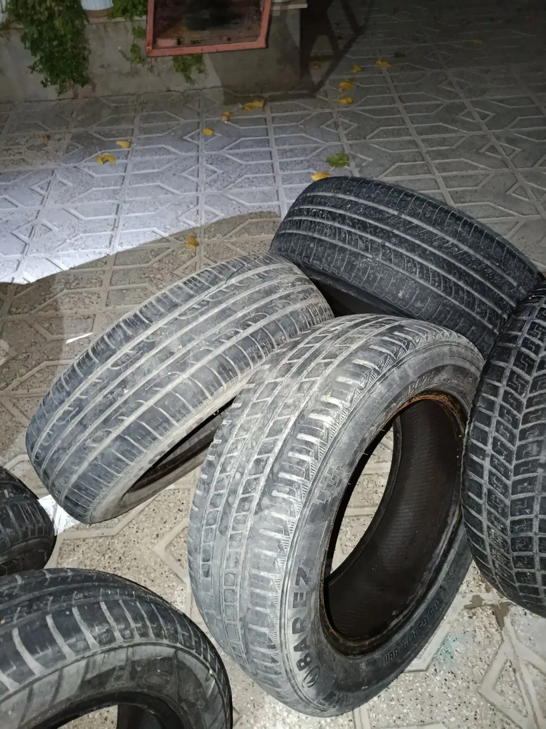 لاستیک ماشین|قطعات یدکی و لوازم جانبی|شیروان (خراسان), |دیوار