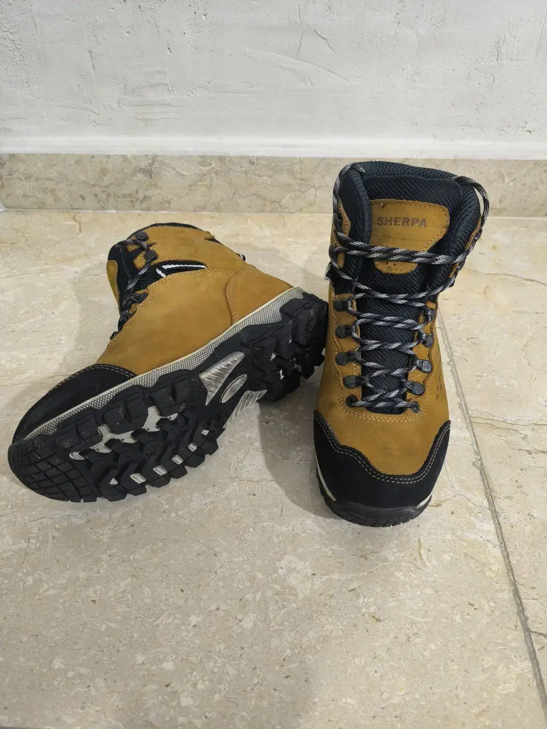 پوتین کوهنوردی شرپا سایز 40|کوهنوردی و کمپینگ|مهاباد (آذربایجان غربی), |دیوار