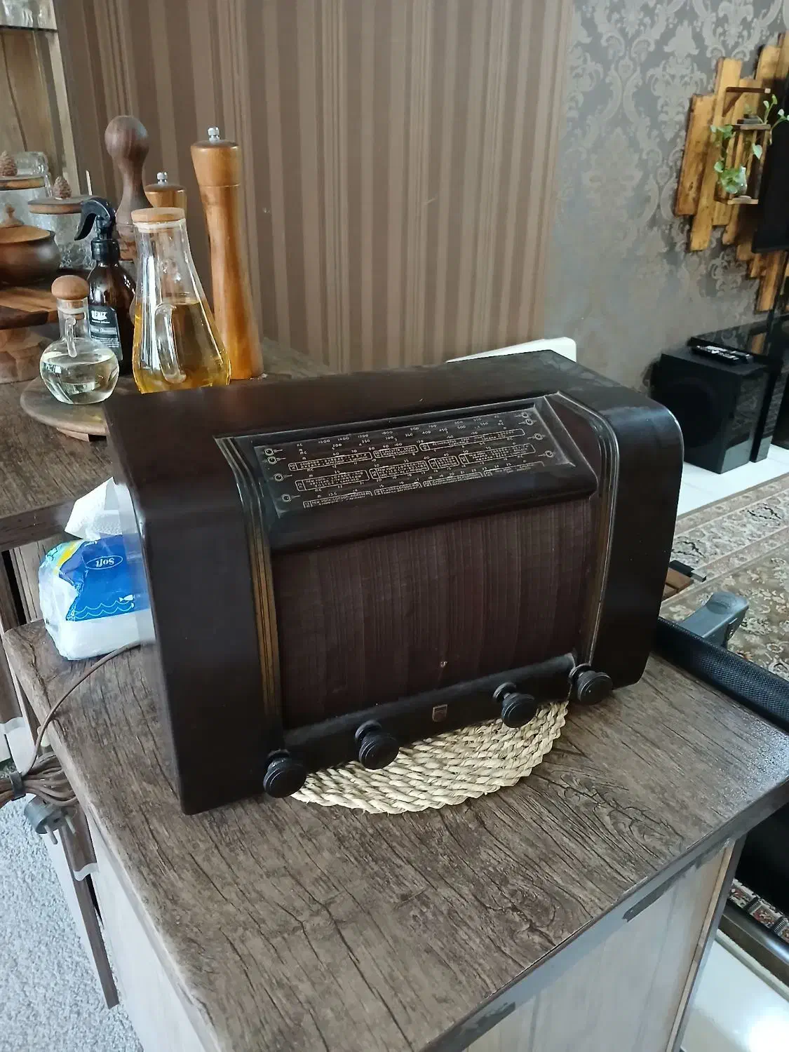 رادیو قدیمی|کلکسیون اشیاء عتیقه|تهران, بیسیم|دیوار